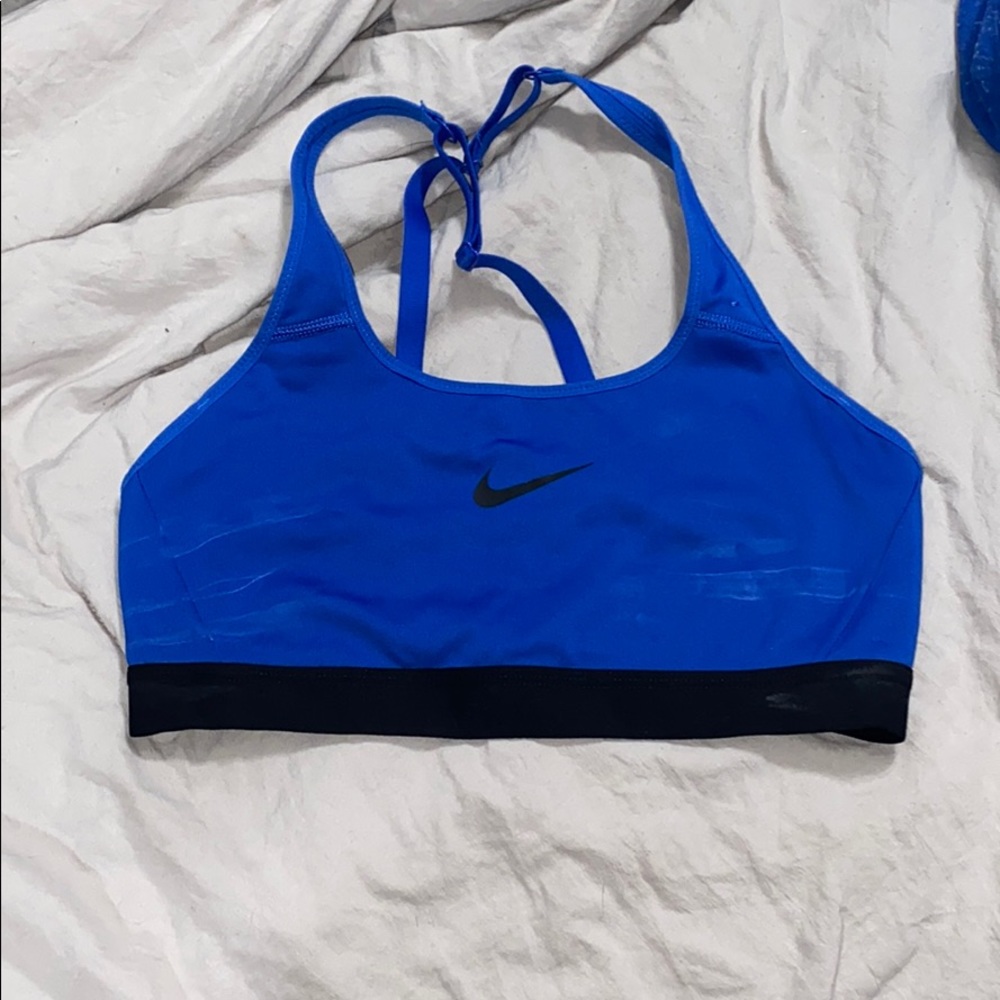 Nike sports bra